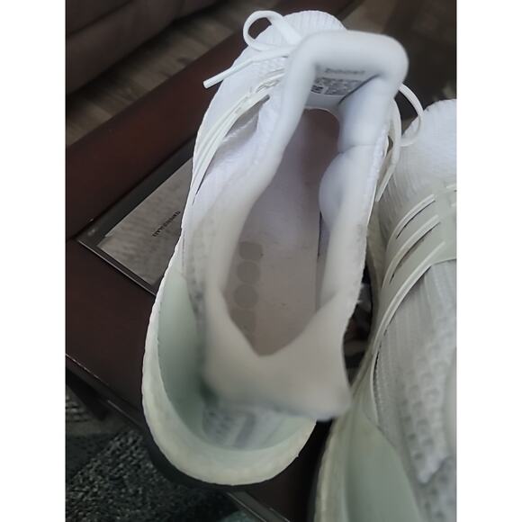 adidas Men's UltraBoost 4.0 DNA Cloud Triple White Sz 14 Running Sneakers - Picture 10 of 14